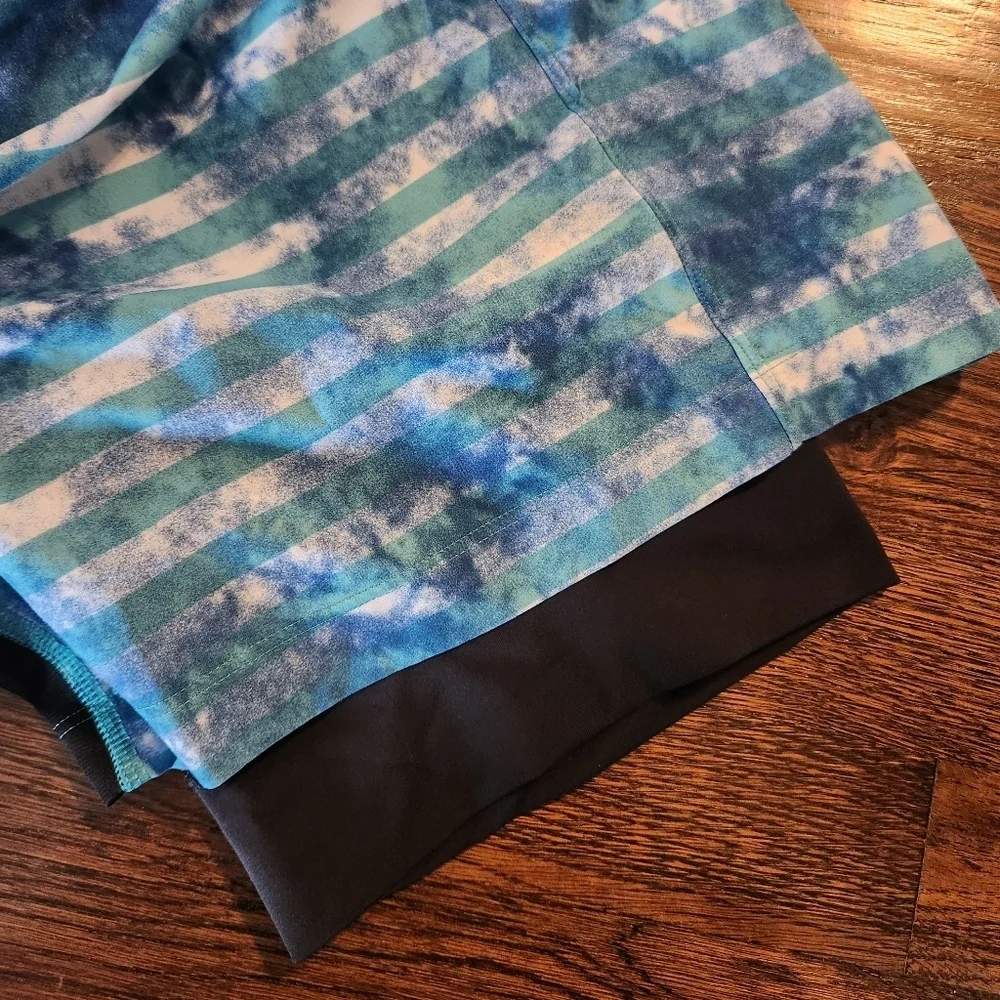 Lululemon Men’s Lined Shorts 9